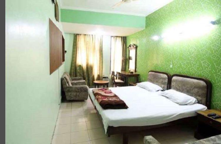 Hotel Sukant Palace Delhi Zewnętrze zdjęcie